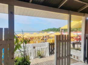Vista do Farol, Casa na Orla da Praia Barra da Lagoa